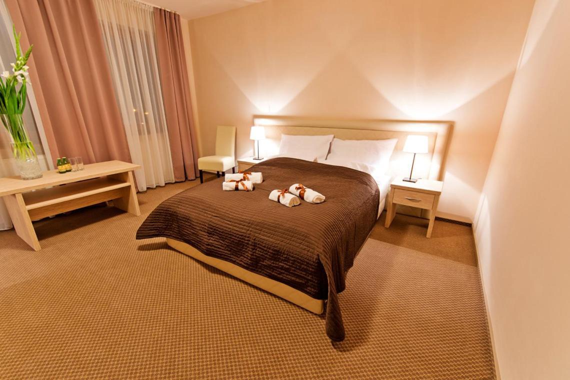 Wiatraczna Hotel Warsawa Bagian luar foto