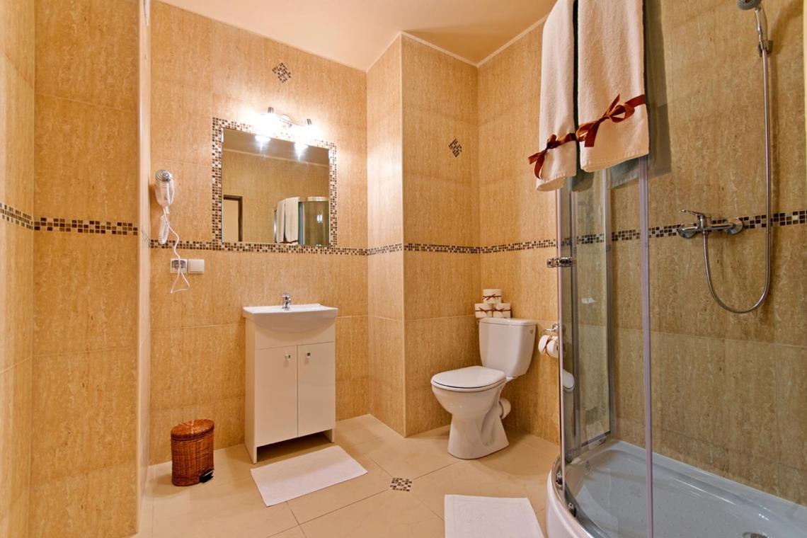 Wiatraczna Hotel Warsawa Bagian luar foto